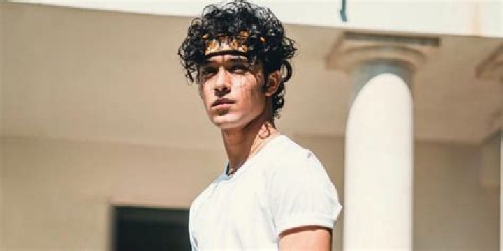 CNCO member Joel Pimentel Bio Height, Family, Brothers, Parents, Gay