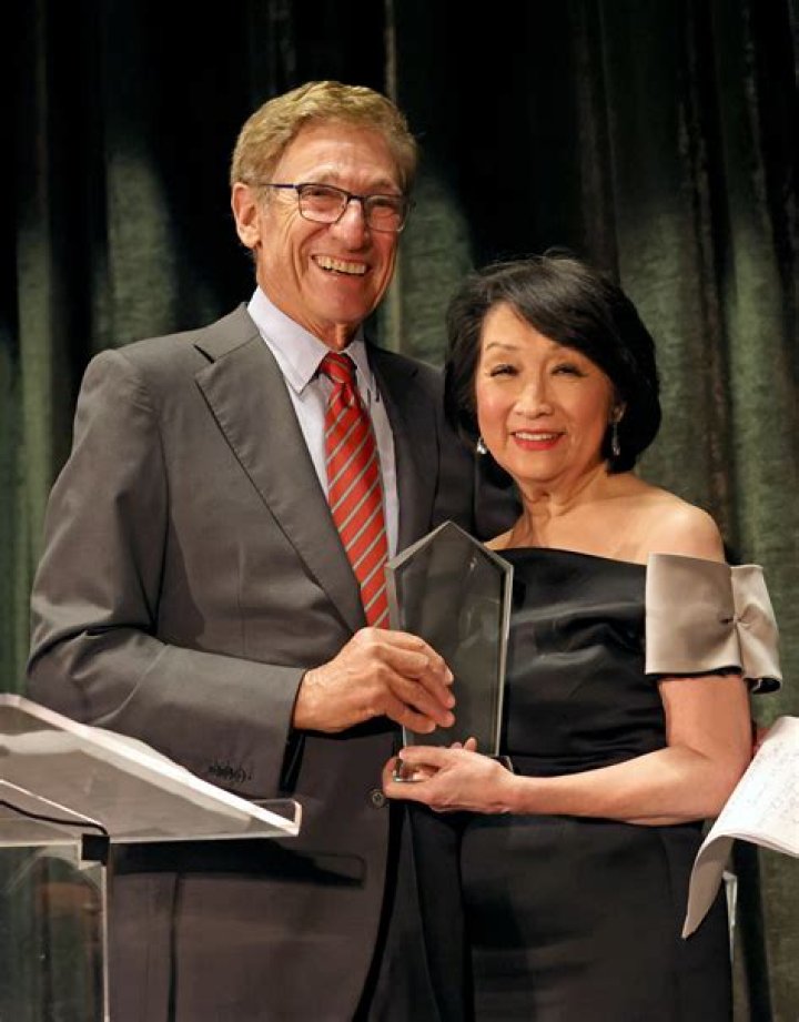Connie Chung Revela Por Qu&eacute; Finalmente Acept&oacute; Casarse con Maury Pov