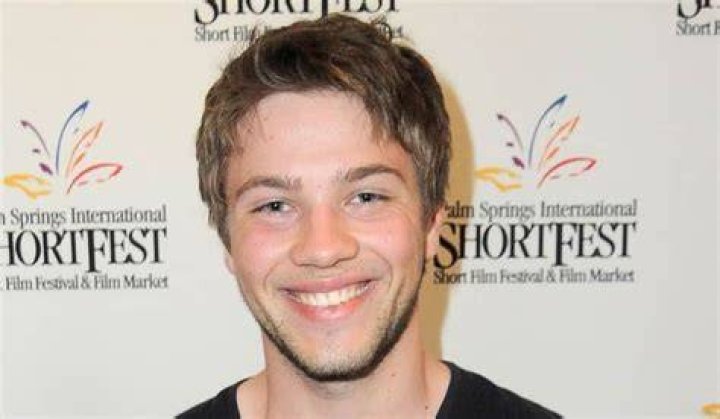 Connor Jessup Height Weight Body Stats Age Family Facts