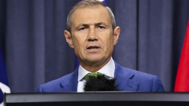 Coronavirus WA Health Minister Roger Cook says no Victorian in WA has
