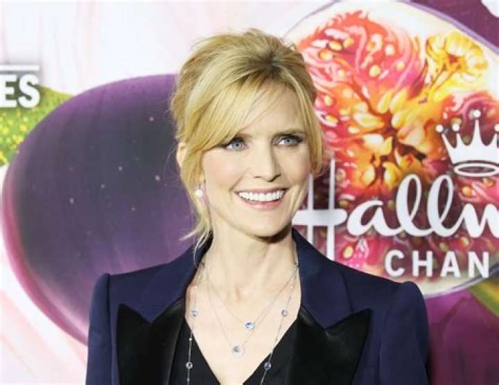Courtney Thorne Smith&rsquo;s Net Worth Is Surprisingly Low After Starring On