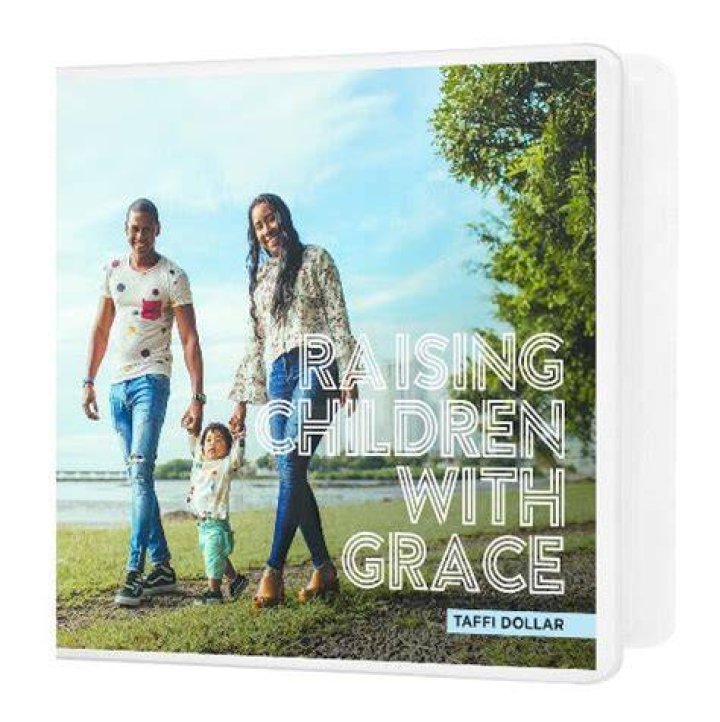 Creflo Dollar Children Include Two Sons and Three Daughters