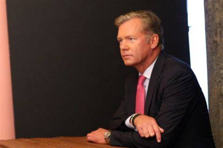 CrimeCon 2020 Chris Hansen On Staying Safe From Online Predators