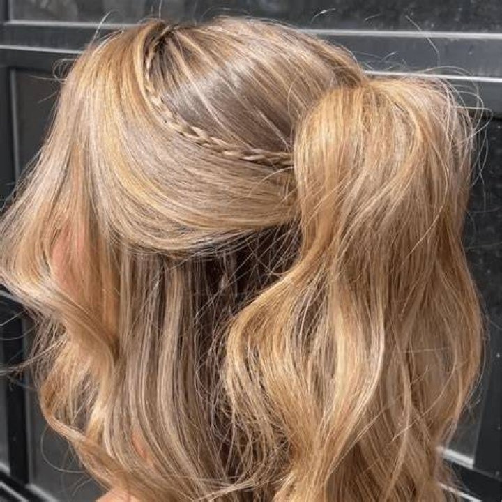 Cute Half Up And Half Down Hairstyles Half Up Half Down Bun Combo