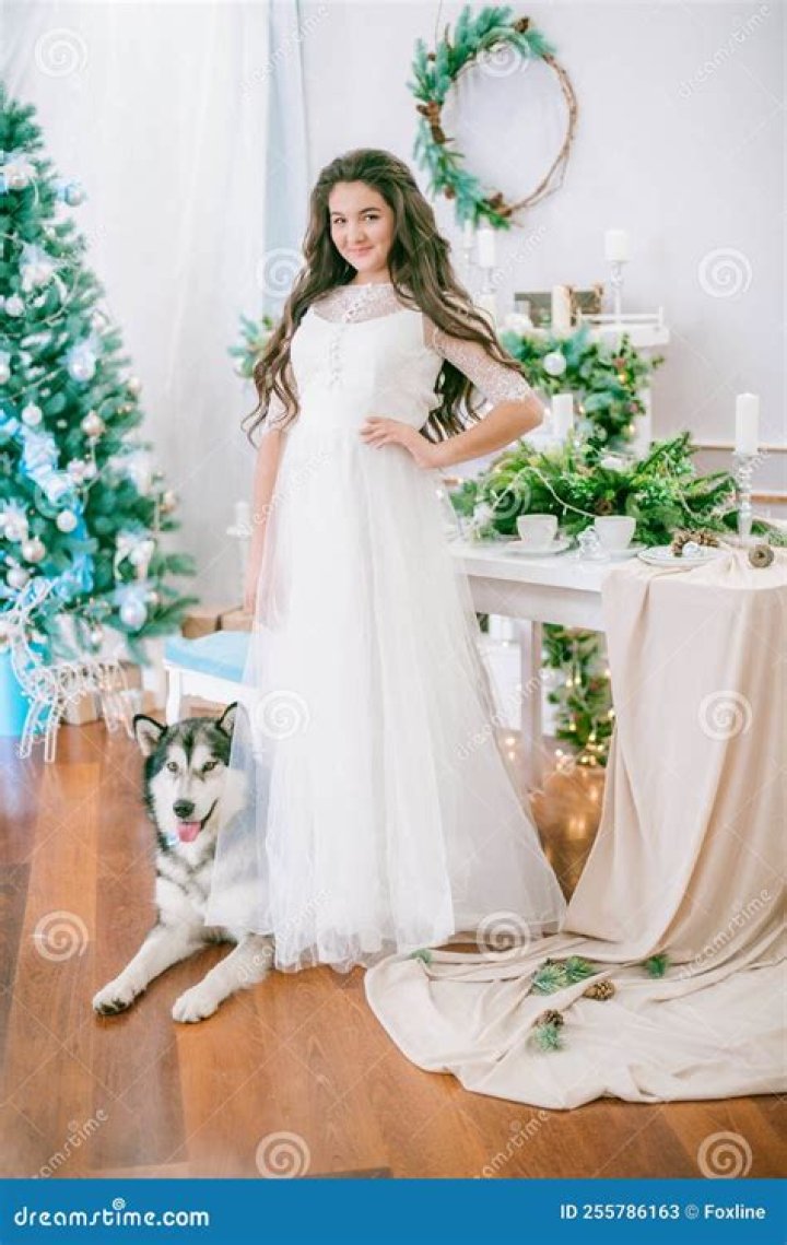 Cute, long hair, white gown, woman, 720x1280 wallpaper Long