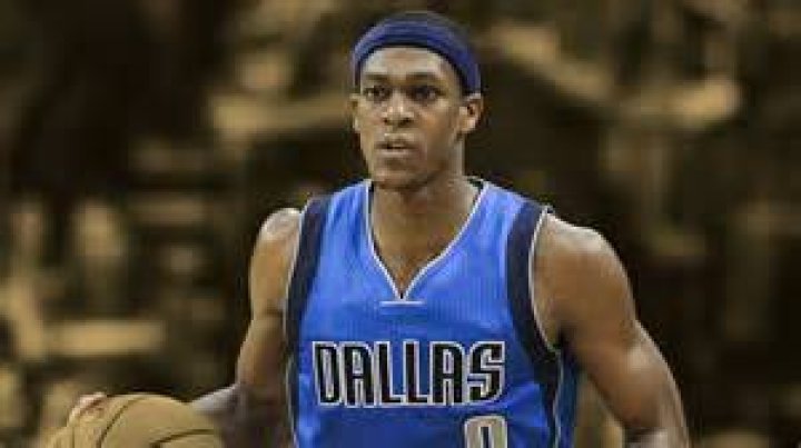 Dallas Mavs Ex Rajon Rondo Allegedly Threatens to Kill Mother of His