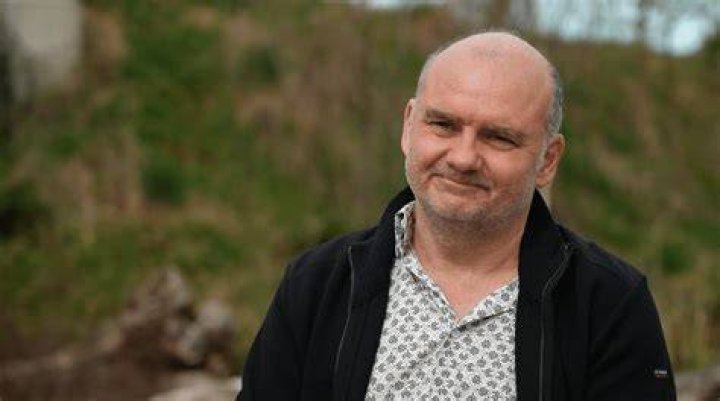 Daniel Gilbert &Pi;&omicron;&tau;έ &kappa;&alpha;&nu;&epsilon;ί&sigmaf; &delta;&epsilon;&nu; έ&gamma;&iota;&nu;&epsilon; &pi;&lambda;&omicron;ύ&sigma;&iota;&omicron;&sigmaf; &kappa;&upsilon;&nu;&eta;&gamma;ώ&nu;&tau;&alpha;&sigmaf; &tau;&omicron; &chi;&rho;ή&mu;&alpha;