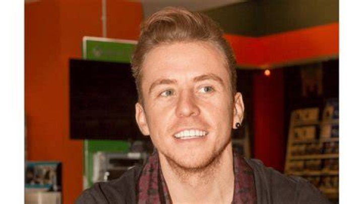 Danny Jones to launch solo career Music