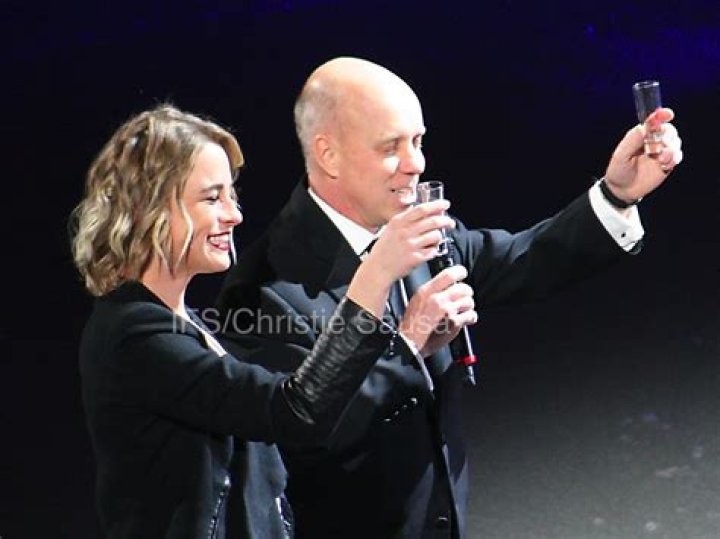 Daria Grinkova ScottHamilton84 & Daria Grinkova raised a toast to