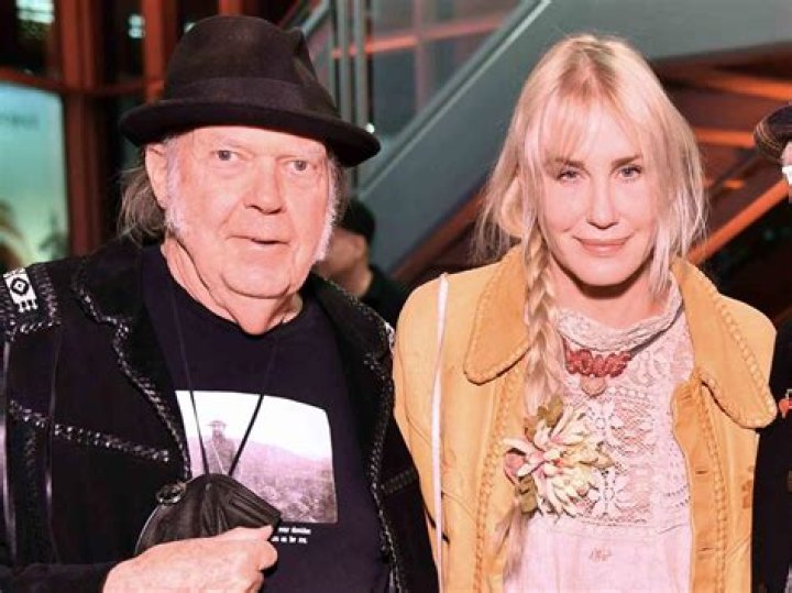 Daryl Hannah y Neil Young un inesperado amor a primera vista