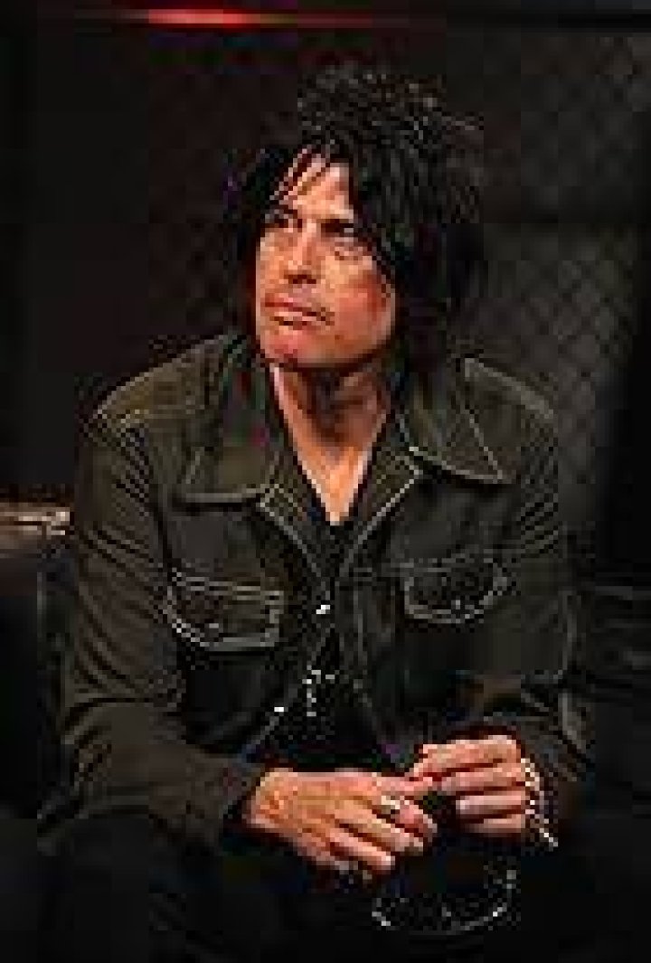 Dean DeLeo IMDb