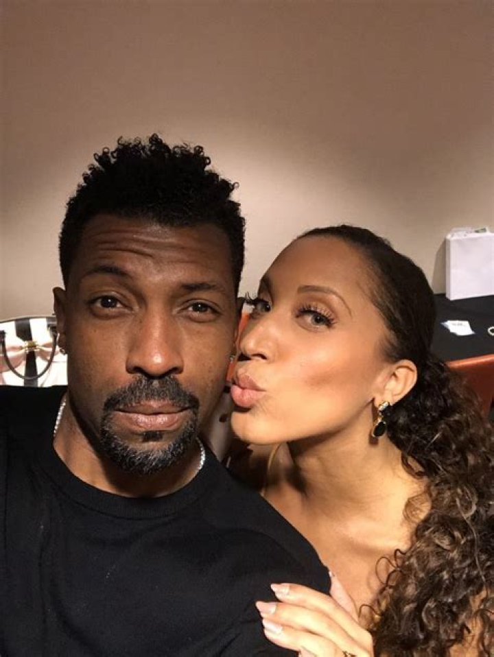 Deon Cole Wife And Net Worth Ethnicity Parents And Instagram Celeb Doko