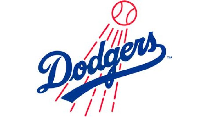 Dodgers' Curtis Granderson left off World Series roster
