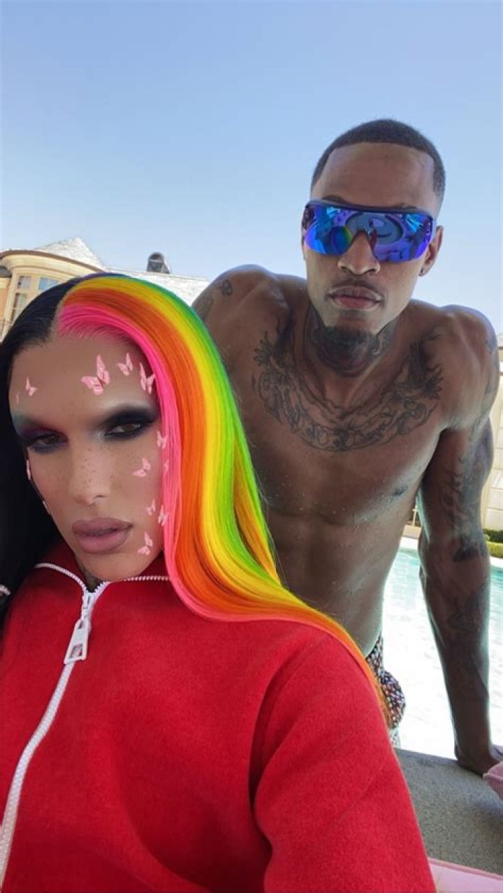 Does Jeffree Star have a new boyfriend? Examine his car crash aftermath