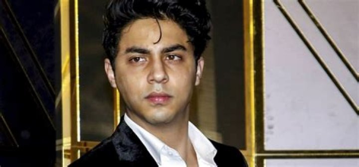 Does Shahrukh Khan Hiring A Mentor For Aryan Khan&rsquo;s Writing Debut Still