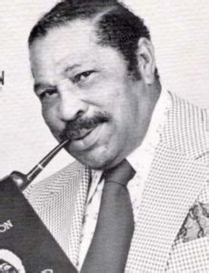 Don Bexley (March 10, 1910 April 15, 1997) was an American actor and