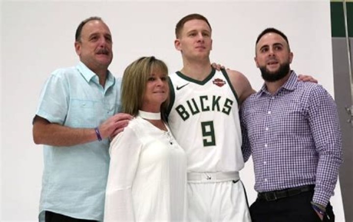 Donte DiVincenzo Ethnicity, Parents And Net Worth,