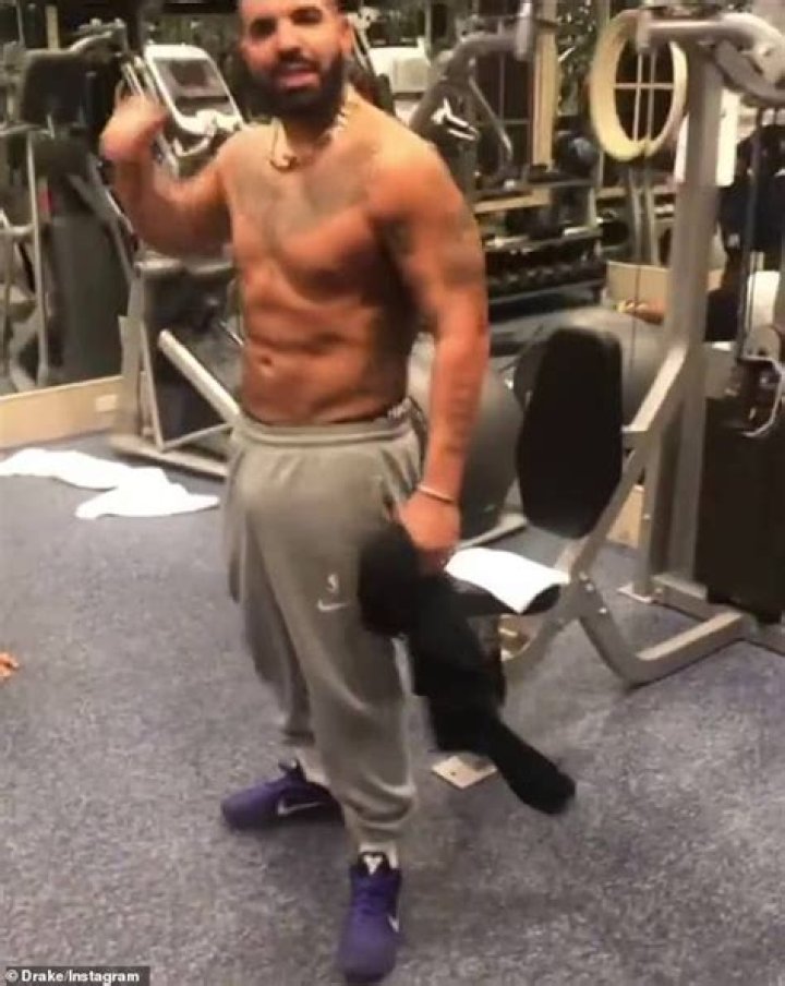 Drake Rapper Bulge