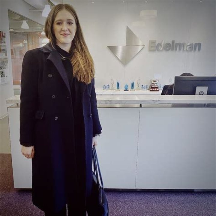 Elizabeth Colleran Warehouse Associate Upshıft LinkedIn