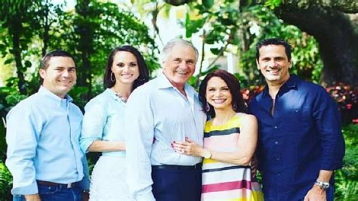 Elizabeth Scherer Wiki Parents, Siblings, Husband, and Ex of the