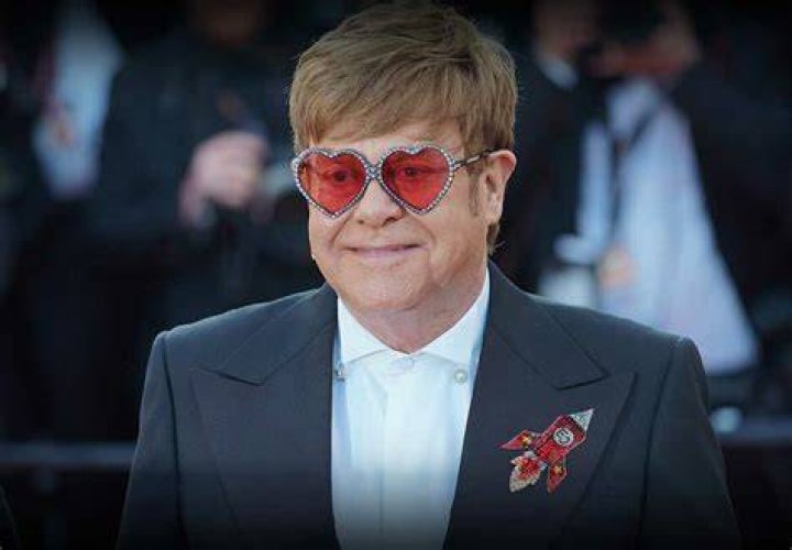 Elton John Net Worth 2023 How Rich is the Music Icon?