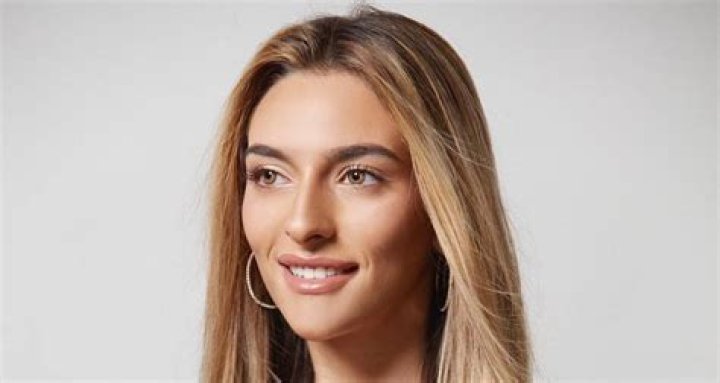 Emily Austin From Recognized Model To Widely Successful Sports Journalist