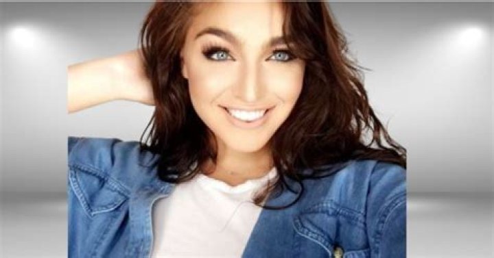 Emily Rinaudo Bio, Age, Height, Net Worth (2023), Family