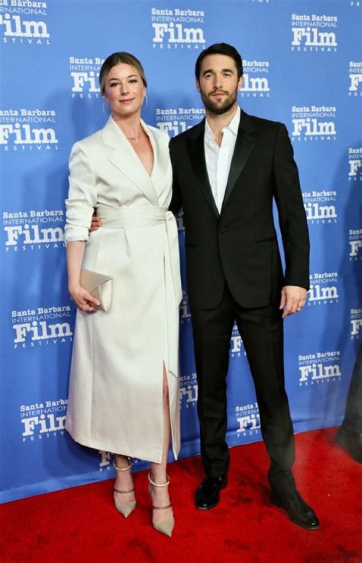 Emily VanCamp Net Worth 2023 Film Career Earnings Age Bf
