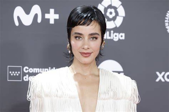 Esmeralda Pimentel Bio, Age, Height, Weight, Measurements, Net Worth