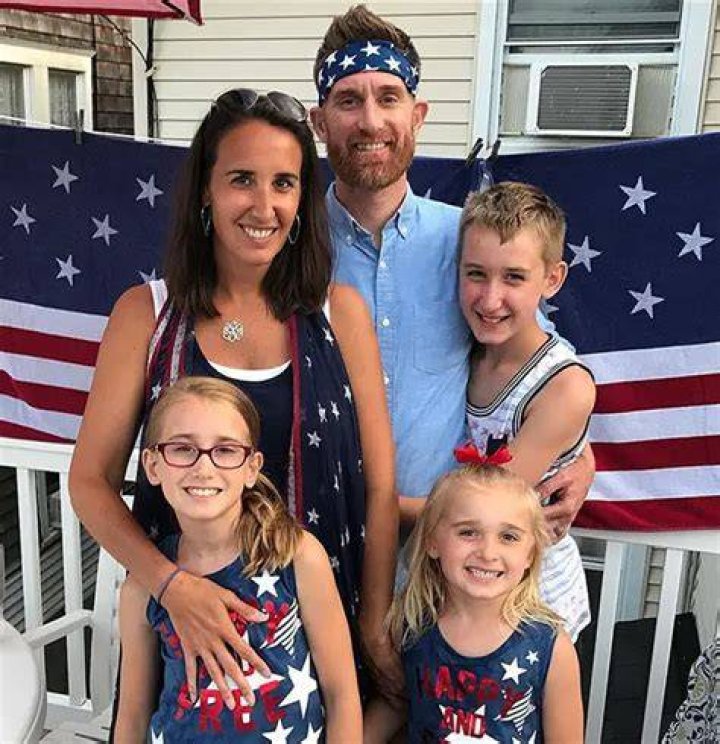 ESPN&rsquo;s Marty Smith Glance At his Funky Married Life