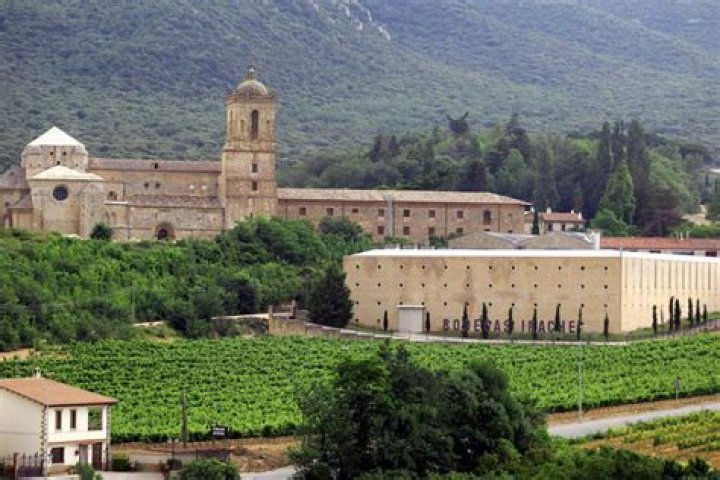 Estella Lizarra Monasterio Santa Maria de Irach