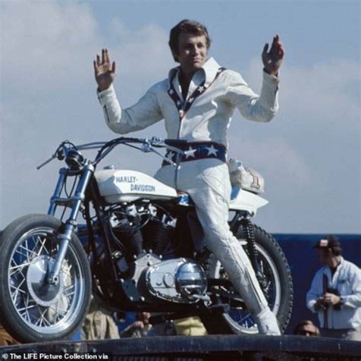 Evel Knievel&rsquo;s son Robbie Knievel dies aged 60 The daredevil who got a