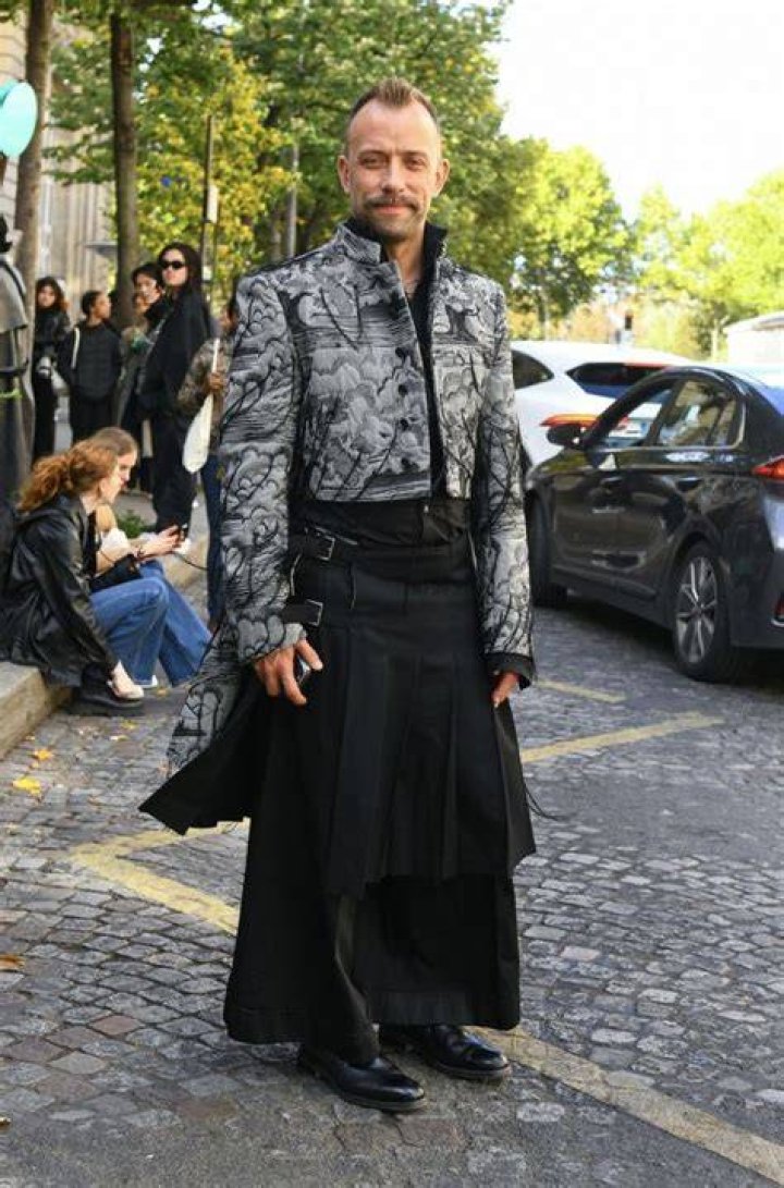 FASHION panosundaki Pin