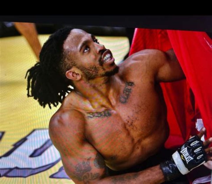 Fastest Man On Hands Guinness World Record Shares Video of The