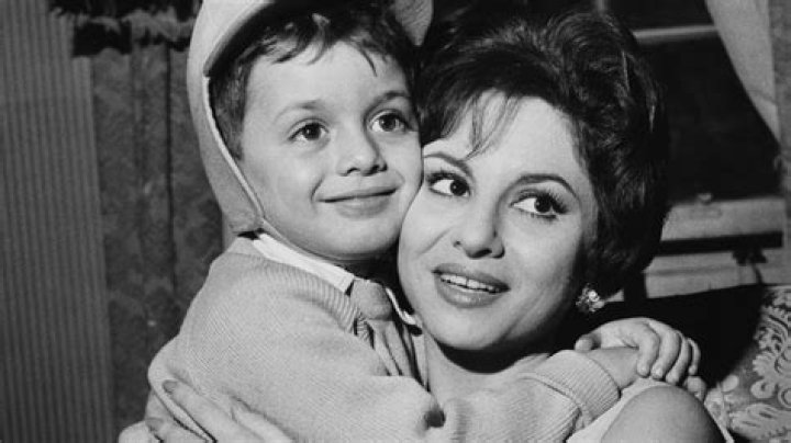 Faten Hamama, film icon, dies aged 83