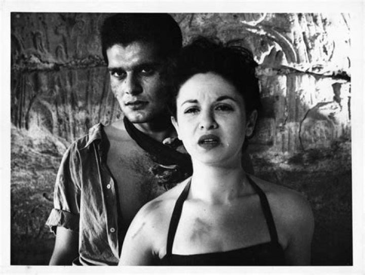 Faten Hamama Pictures in an Infinite Scroll 8 Pictures