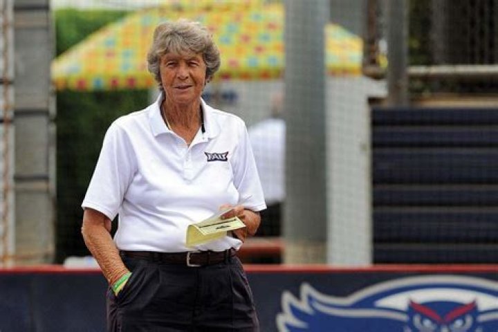 FAU softball coach Joan Joyce crafted her legendary career with her