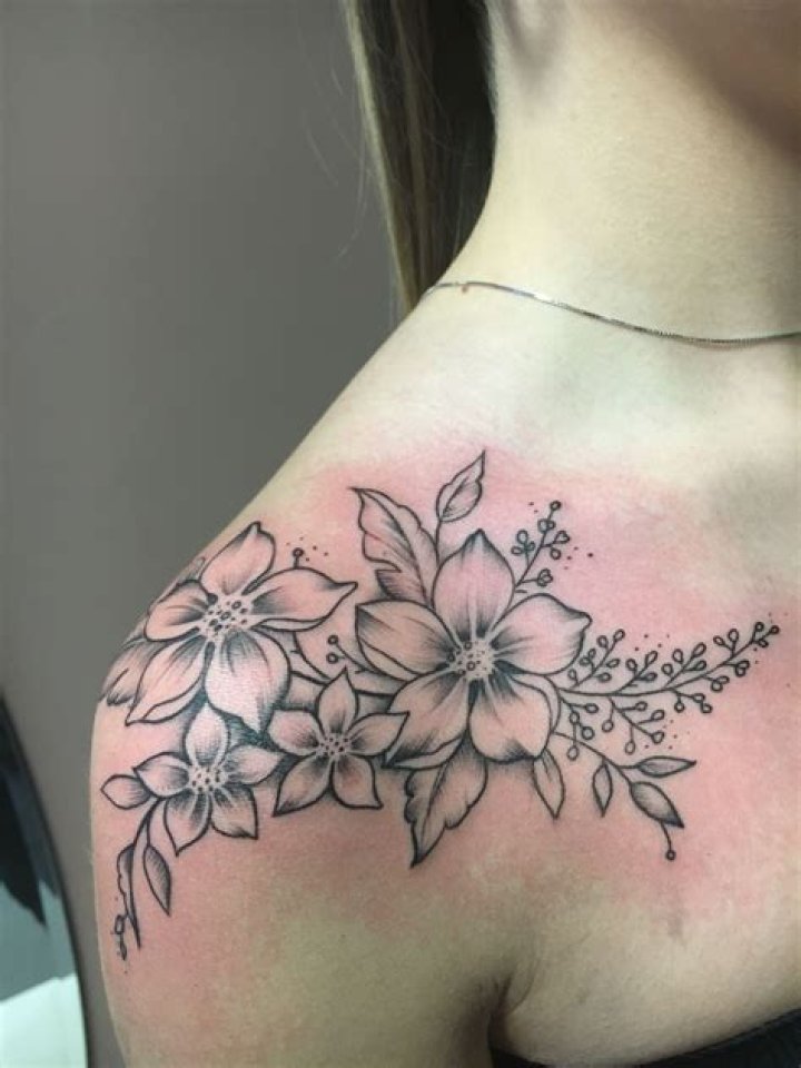 Flowers tattoo Shoulder tattoos for women, Flower tattoo shoulder