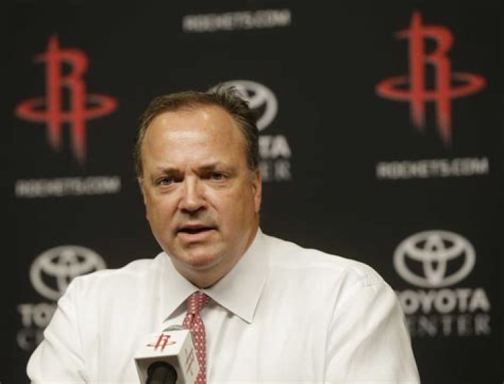 Former Houston Rockets CEO Tad Brown joins Devils, Sixers
