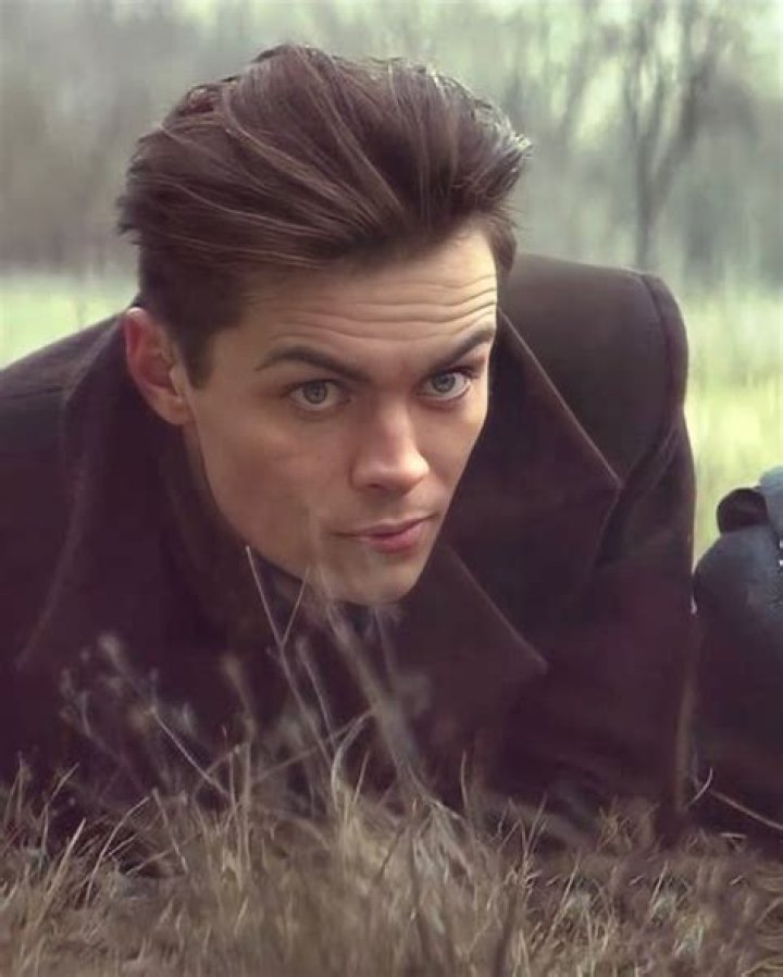 Freddy Carter 13 facts about the Shadow and Bone actor you should know