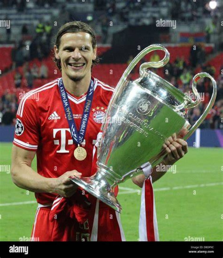 Fu&szlig;ballChampions League Van Buyten gibt Comeback in BayernReserve WELT