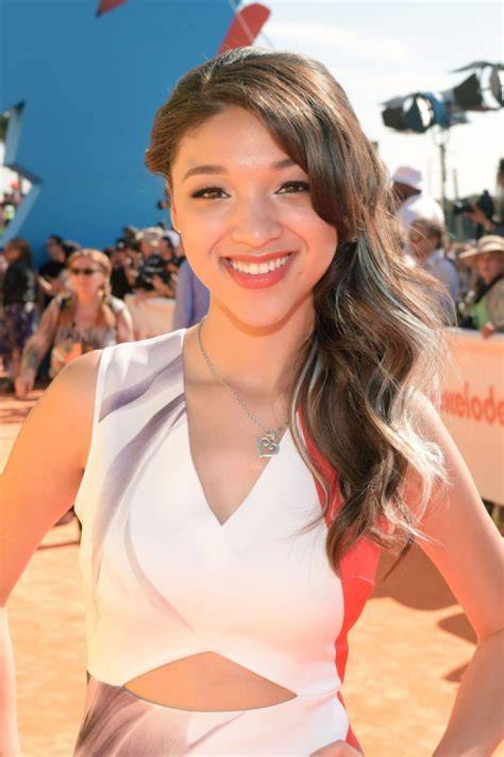 Gabrielle Elyse HawtCelebs