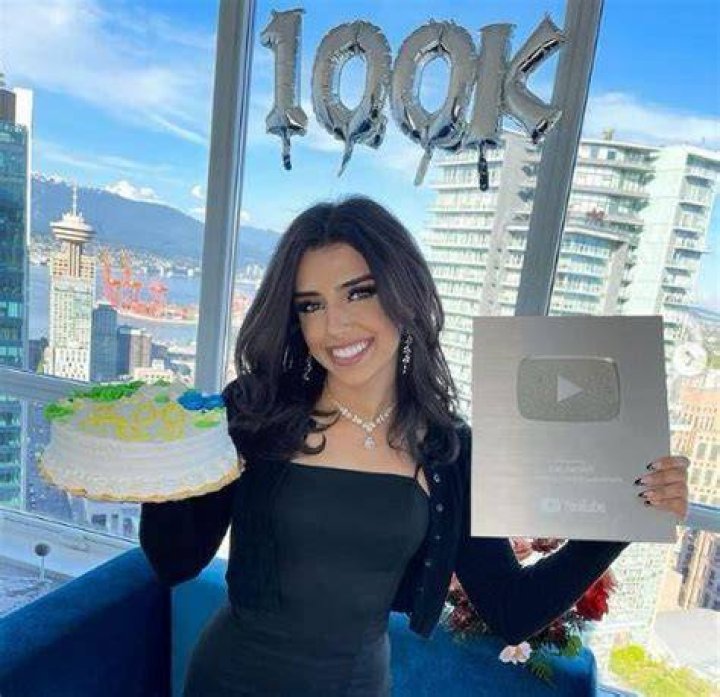 Gal Akbari Wiki Age, Husband, Net Worth, Height, Biography, Family