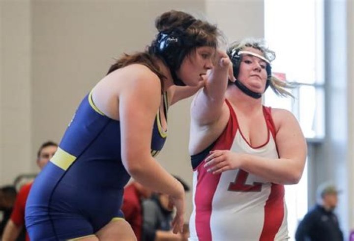 Girls wrestling 235 semifinal Ewing&rsquo;s Collins and Lakeland&rsquo;s Biegel
