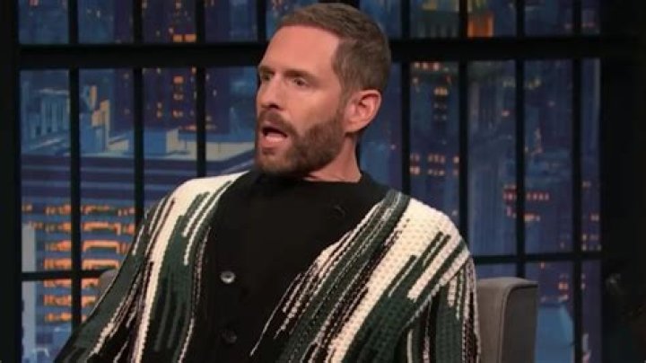 Glenn Howerton Net worth, Age Kids, Weight, Wife, BioWiki 2024 The