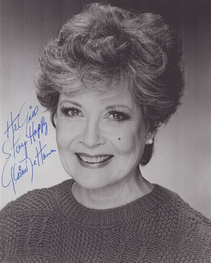 Gloria DeHaven Net Worth digital idea times