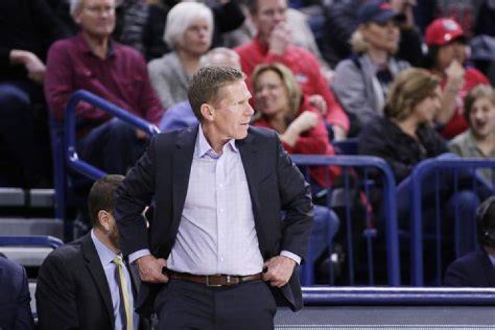 Gonzaga coach Mark Few pleads guilty to DUI, fined 1,000