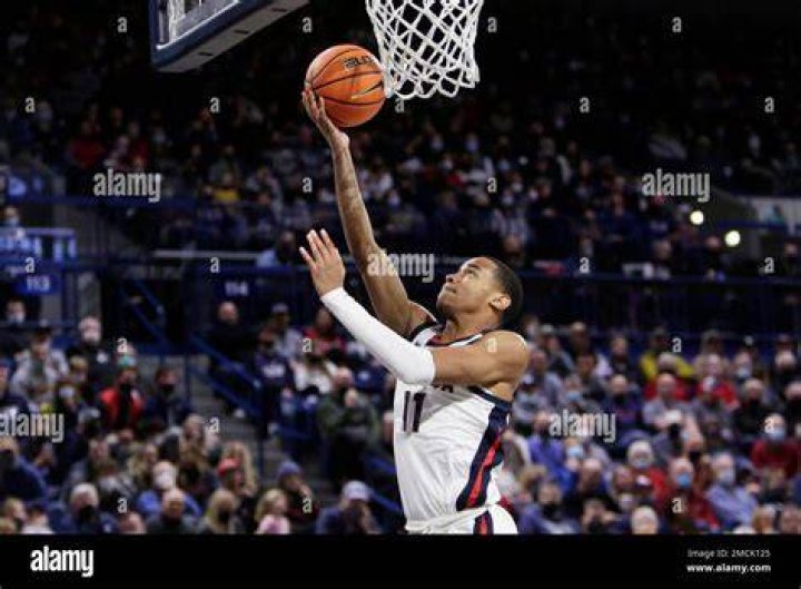 Gonzaga guard Nolan Hickman shoots during the second half of an NCAA