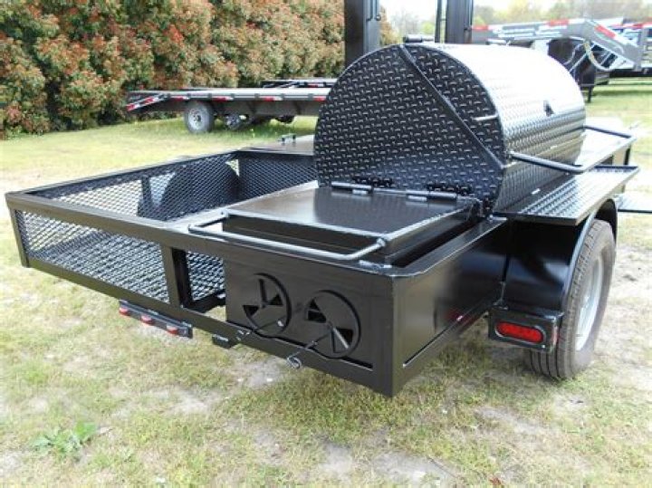 Gooseneck trailer hitch BBQ pit for sale in Montgomery, TX 5miles