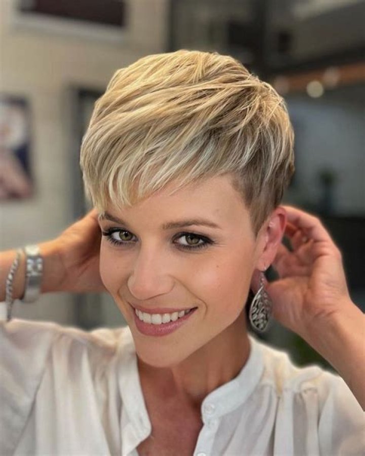 Haircuts For Women Top Haircut Styles 2021